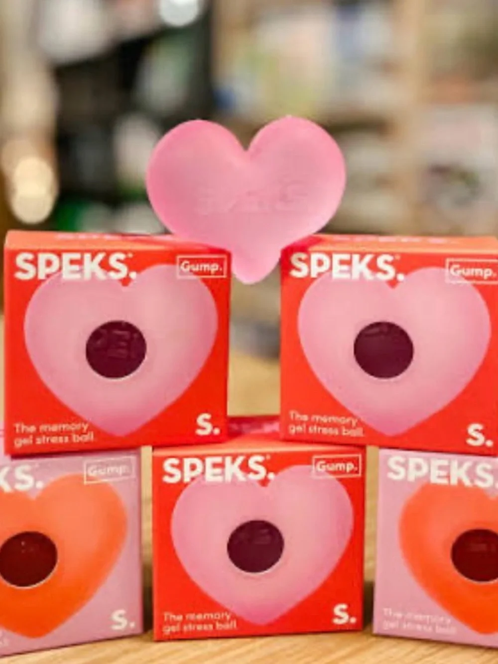 Pink or Red Heart Speks